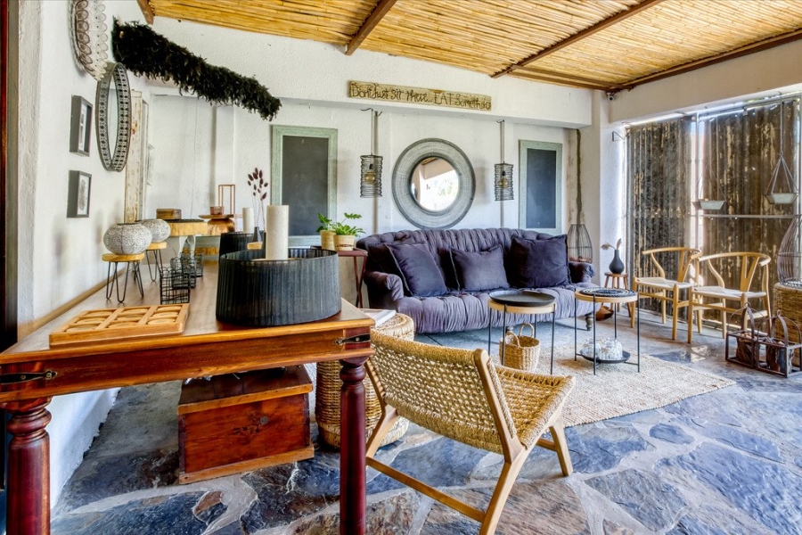 5 Bedroom Property for Sale in Panorama Western Cape